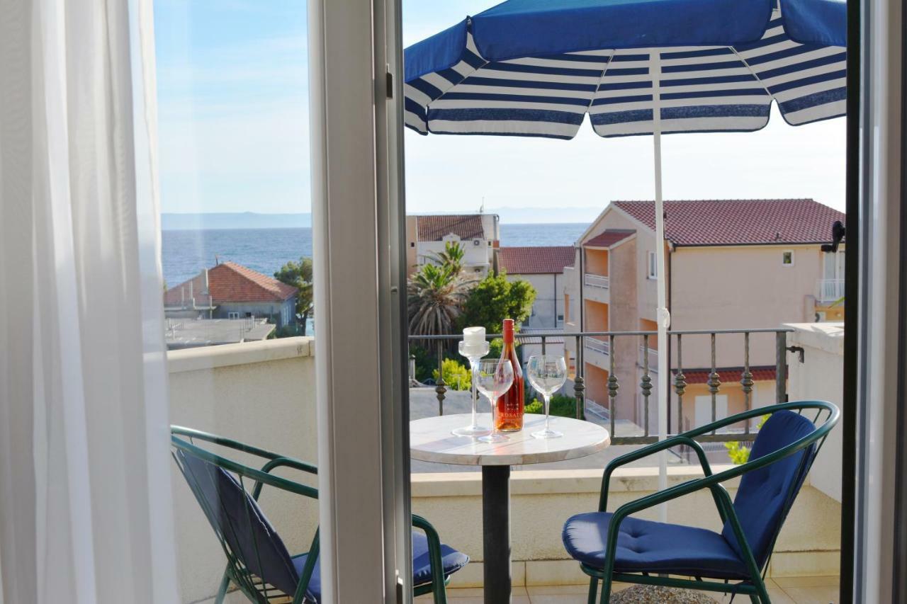 Apartments Villa Lili Tučepi Extérieur photo