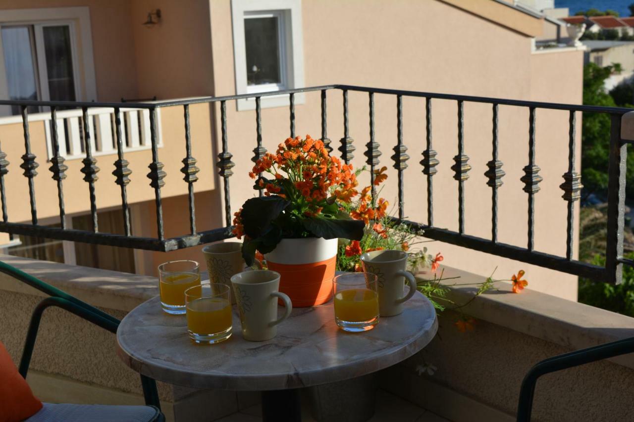 Apartments Villa Lili Tučepi Extérieur photo