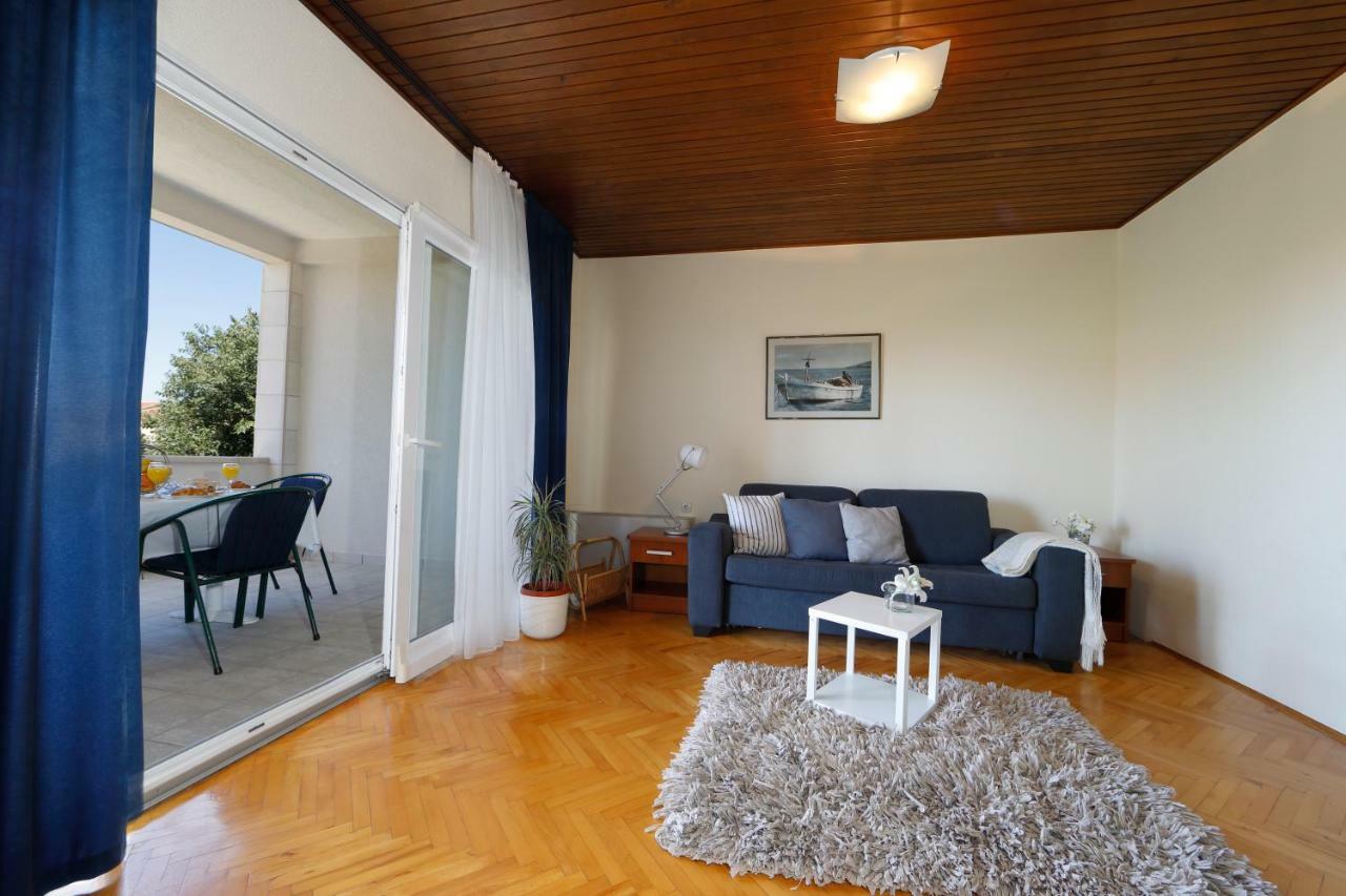 Apartments Villa Lili Tučepi Extérieur photo
