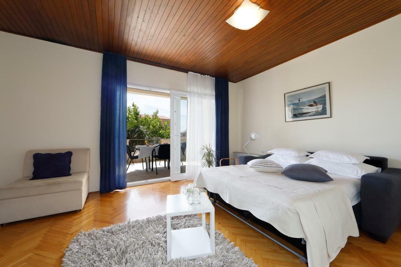Apartments Villa Lili Tučepi Extérieur photo