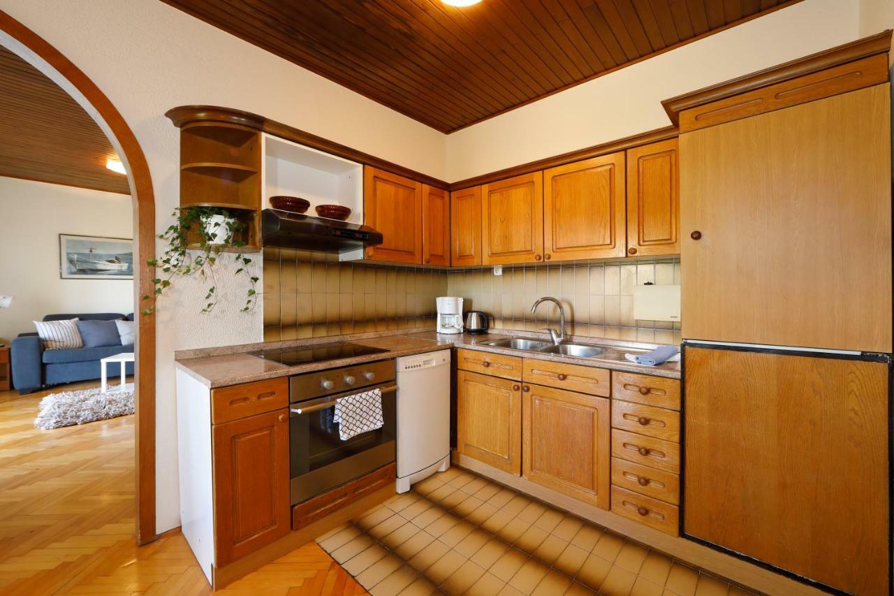Apartments Villa Lili Tučepi Extérieur photo