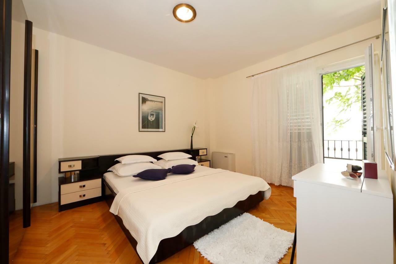 Apartments Villa Lili Tučepi Extérieur photo